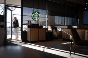 How restaurant chains are competing on in-store vibes to win back customers