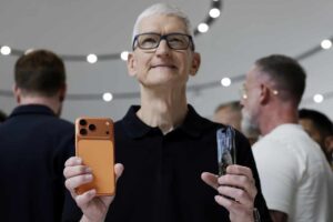 Don’t let Apple’s stock dip fool you. The iPhone 17 could power a big rally.