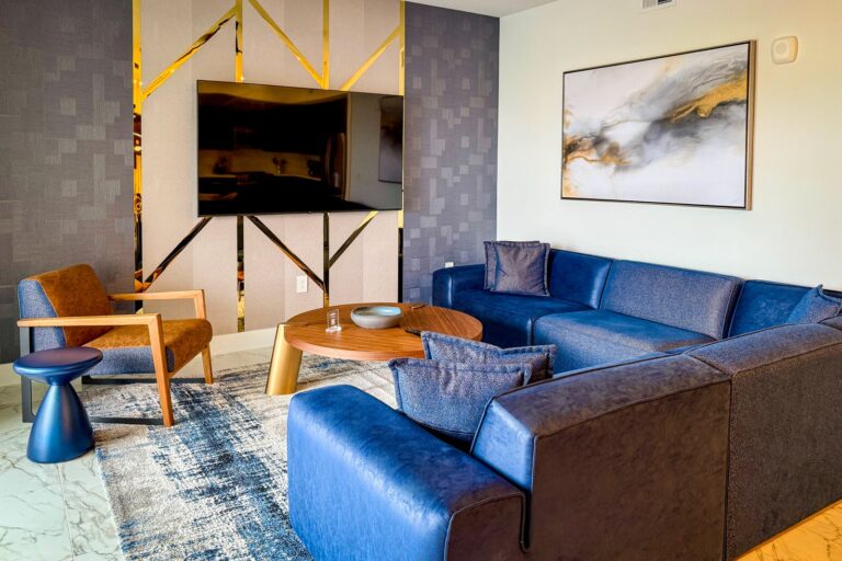 How families can use points and miles for multi-room apartments