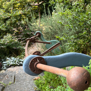 Jeanne’s Funky Garden Sculptures – Fine Gardening
