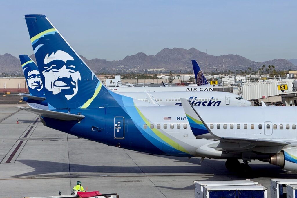 I’ve never flown Alaska Airlines before — here’s why I want its premium credit card