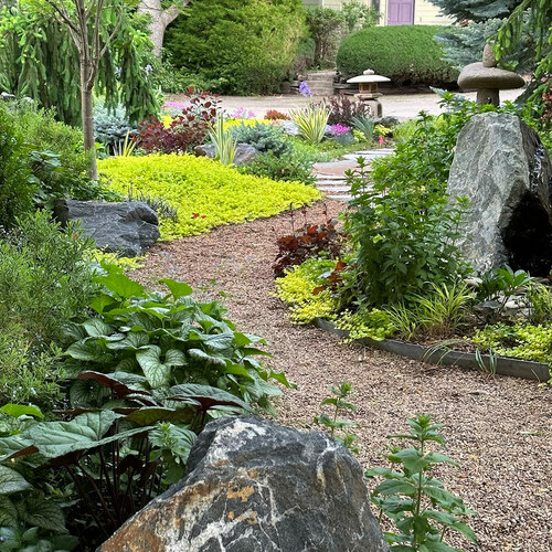 Bonnie’s Front Garden in Colorado