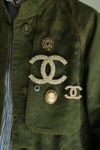 A LOVE LETTER TO BROOCHES