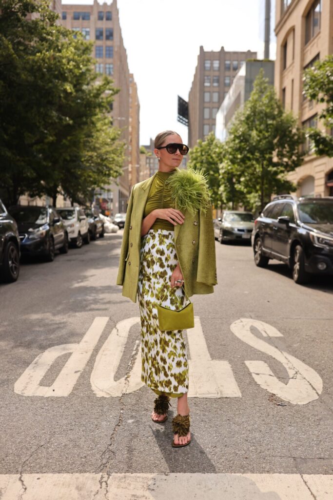 CHARTREUSE