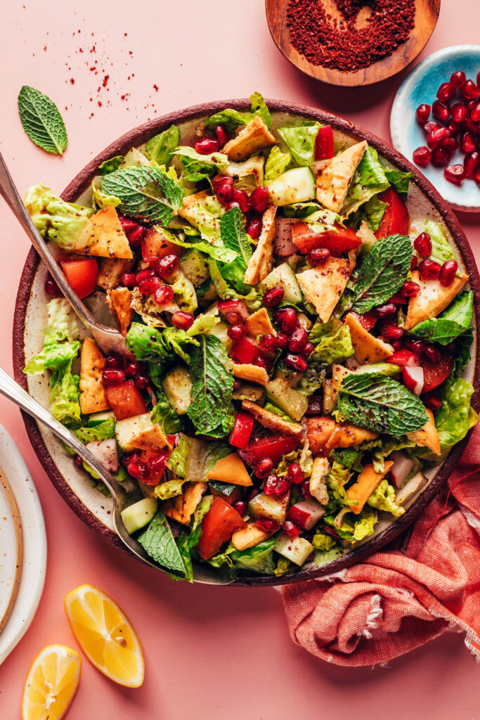 Easy Fattoush Salad (1 Bowl!)