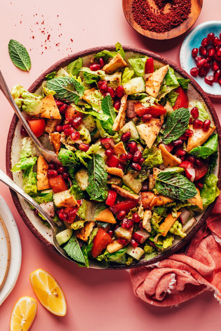 Easy Fattoush Salad (1 Bowl!)