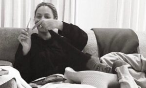 Beyonce Combs Out Jay-Z’s Locs Into an Afro for His Philadelphia Concert in New Viral CECRED Video