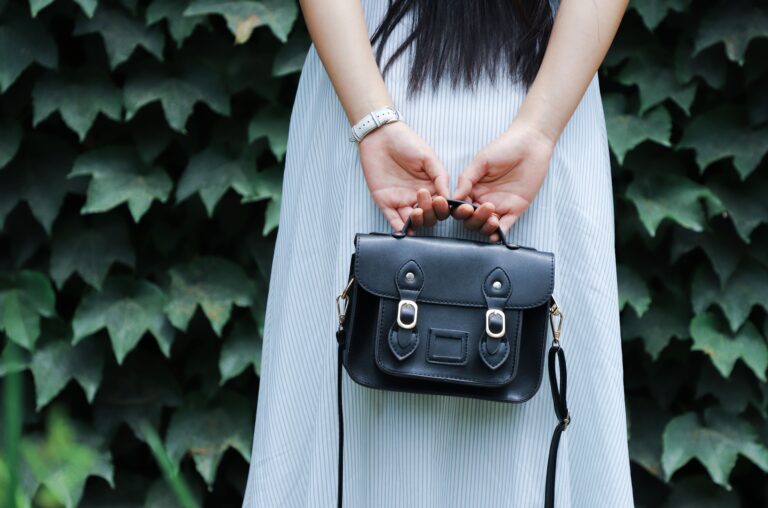 Structural Leather Is Back, and It’s Taking Over Evening Wear Accessories